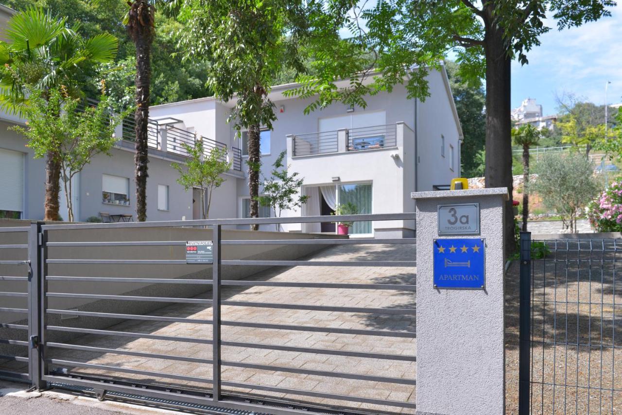 Apartment Piano Rijeka Exterior photo